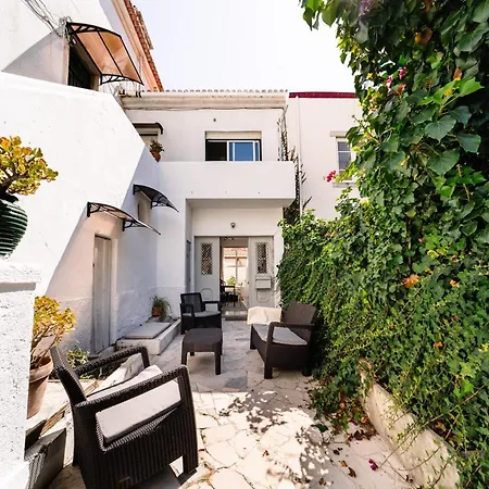 Cascais Townhouse With Sea Views 2 Minutes From Casa vacanze *