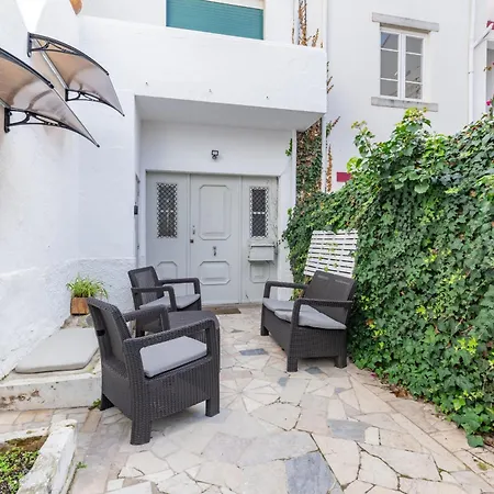 Cascais Townhouse With Sea Views 2 Minutes From * Estoril