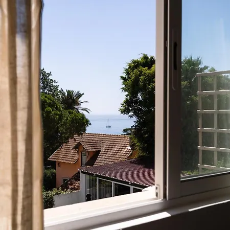 Cascais Townhouse With Sea Views 2 Minutes From * Estoril